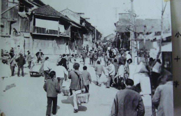 圖1：銅仁主城區(qū)舊景。銅仁日?qǐng)?bào)社資料圖片.jpg